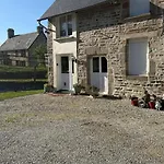 Maison La Touchardiere Дом отдыха Barenton