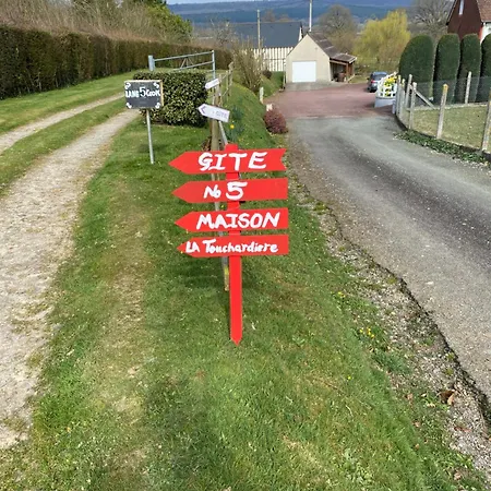 Maison La Touchardiere Hébergement de vacances *