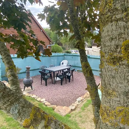 Maison La Touchardiere Vakantiehuis Barenton